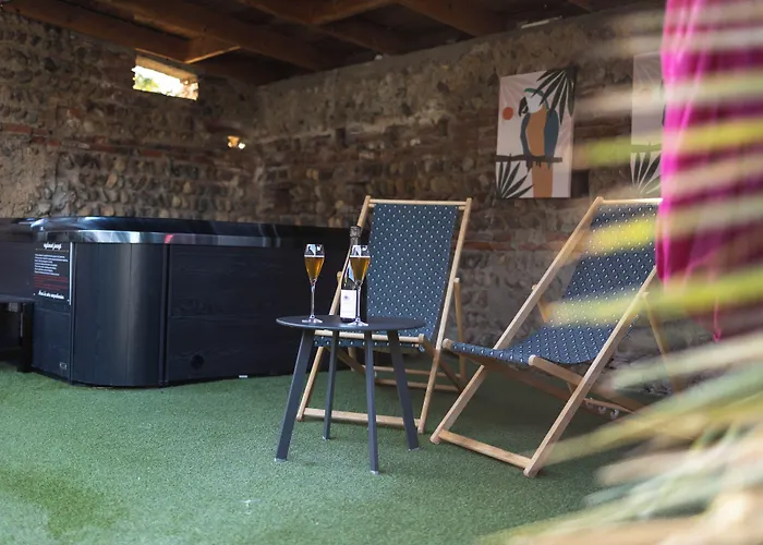 Les Granges De Jules ホテル 3*