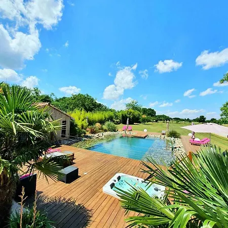 Hotel Les Granges De Jules 3*