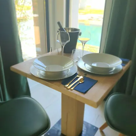 Les Granges De Jules Hotel 3*