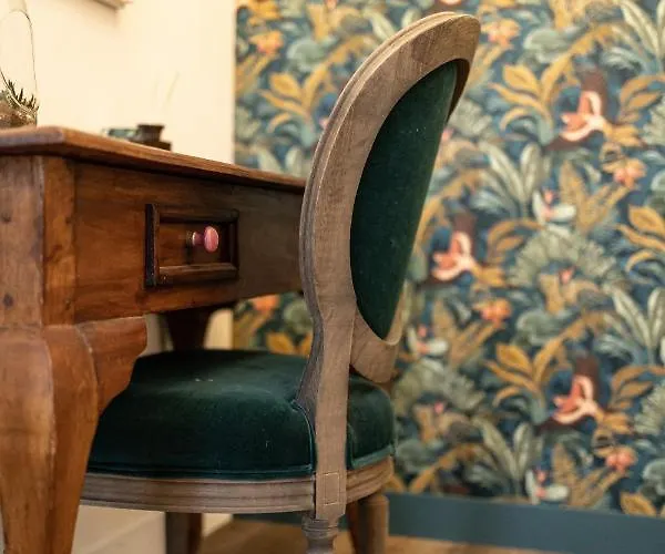 Les Granges De Jules Hotel